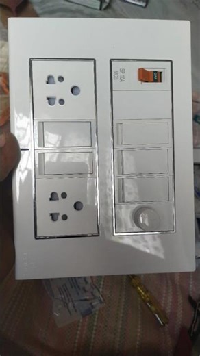 cona 12 modular switch board