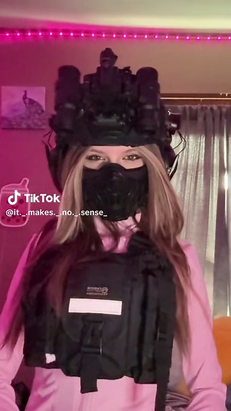 Creative Call of Duty Cosplay Showcase