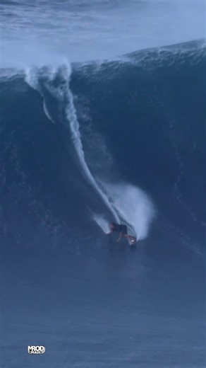 JAWS XXL GIANT BOMB BARREL RIDE! - KAI LENNY #Shorts