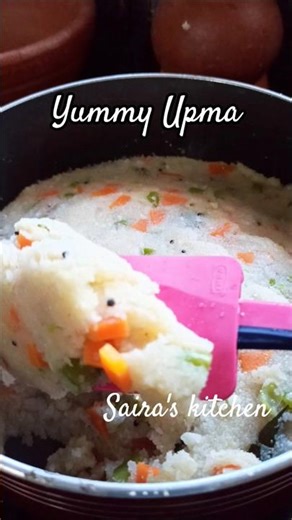 🧡🤍💚 Veg. Upma Vegetables added to make a delicious uppuma😍💕 #shortvideo #upma #easybreakfast #upp...