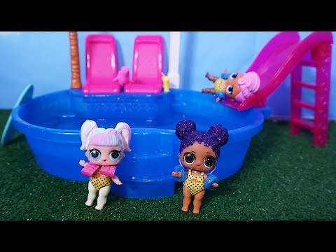 LOL SURPRISE DOLLS Go Swimming At The Neighborhood Pool!