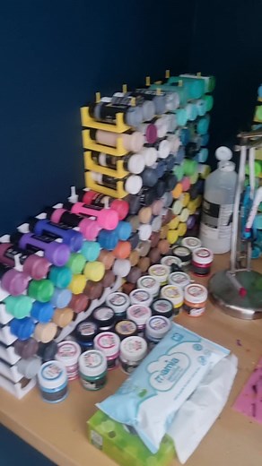 Who else has loads of projects on the go.....🙈🙈🙈 #devondotting #bowls #dotting #projects #dotartist | Devon Dotting