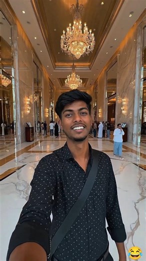 Burj Khalipha Ke Room Me Ek Din Ka Kitna Rupya Lagta Hai ? #viral #shorts #burjkhalifa #trending