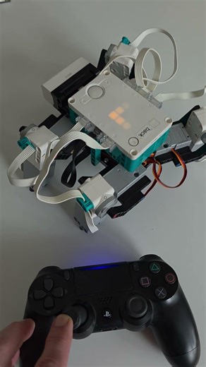 I connected a PS4 gamepad to LEGO mindstorms spider robot, then I animated the legs in proportion.