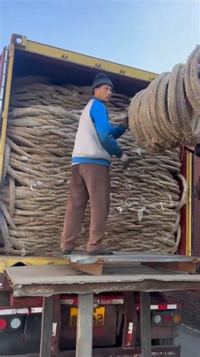 Pro loading containers, perfectly fitted & satisfying!