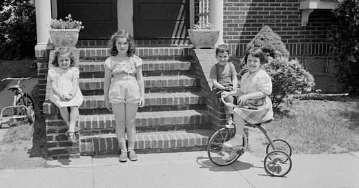 What is Straight Photography? // Types, Examples, and Rules