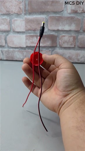 👉 DIY Plastic Bottle Cap Cable Holder ✅ #howto #diy #shorts