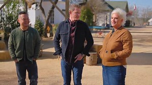 The very first #BBQBrawl challenge is perhaps the most-important battle of the season — this is the competitors' only chance to make an impression before captains Anne Burrell, Bobby Flay Chef Jet Tila choose their teams 👀 #BBQBrawl Season Premiere > Tonight at 9|8c | Food Network