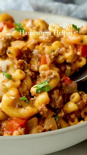 Recipe: https://www.thereciperebel.com/easy-homemade-hamburger-helper/ This homemade hamburger helper is made in one pot and 30 minutes! | The Recipe Rebel