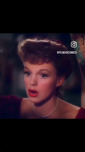 ♥️ Judy Garland, Have yourself a Merry Little Christmas from Meet Me In St. Louis - 1944 #judygarland #Christmas #movies #tv #hollywood #StarsEverywhere | MarieThe MoonFairy