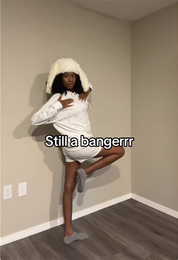 HELLO MOTO 😌 #viral #ringtone #fyp #hellomoto | hello moto