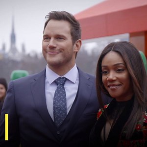 604K views · 1.8K reactions | Brew won't believe who showed up in London, serving coffee for a good cause! ☕️ #TheLEGOMovie2 | LEGO | Facebook