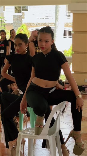 Chair Poses for Models: Showcase Your Style and Strength