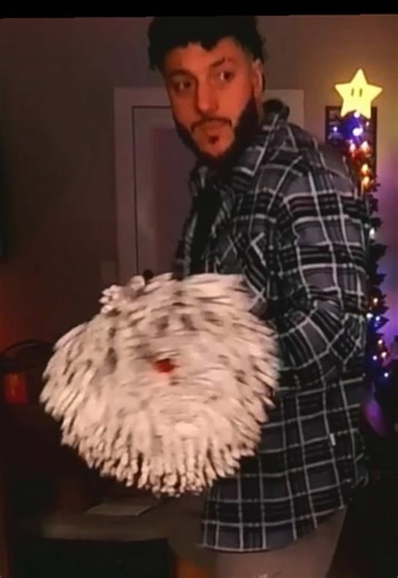 Still roasting him even from over 10,000 miles away [@Kreas @KREAS] [and liv] #kingkreas #streamer #gamer #roast #ship