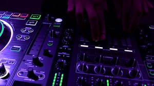 190K views · 10K reactions | SoundSwitch is the ultimate way for DJs to seamlessly integrate DJ software & DMX lighting... Like us for DJ News, Giveaways, Tricks & Tips & More! | SoundSwitch | Facebook