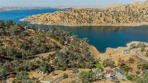 27767 Sky Harbour, Friant, CA 93626 | Estately 🧡 | MLS# FR26078311