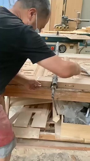 1.7K views | 2D83 windows, customized by the manufacturer, blanks can be #wood #woodworking #cnc #windodw #machining #decoration #partition #reel #videos #tips #shorts | JHenry | Facebook