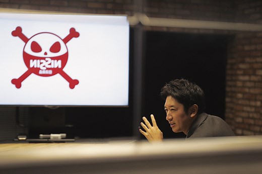 なんなんだこのCMは？ 反響を生みドライブさせる日清食品の「すごい会議」 | Forbes JAPAN 公式サイト（フォーブス ジャパン）