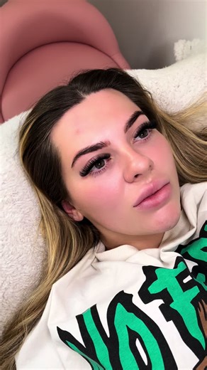 cloudninelashesbyskye on TikTok