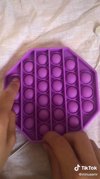 Pop! #asmr #asmrtriggers #fyp #foryou #viral #notalking #pop #popit