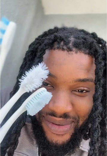 Men's Hair Care: How to Clean Your Hair Brush