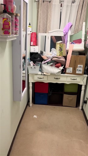 Makeup Room Remodel: DIY Renovation Journey