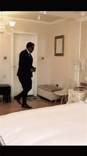 ሰላም ወዳጆቼና አድናቂዎቼ ይህ የኔ ትክክለኛዉ አካዉንት ነዉ ላይክ ሼር ኮፒ ሊንክ በማድረግ ለሁሉም አድርሱት። #fyp #አማራዬ💚💛❤አማራዬ💚💛❤ #ethiopian_tik_tok🇪🇹🇪🇹🇪🇹🇪🇹 #habeshatiktok #viral