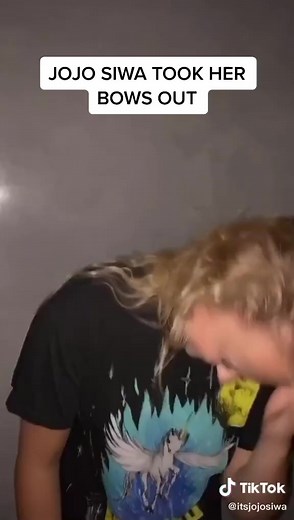 Jojo Siwa took her bows out!!! #fyp #celebs #jojosiwa | J.G Lovely Fans Club