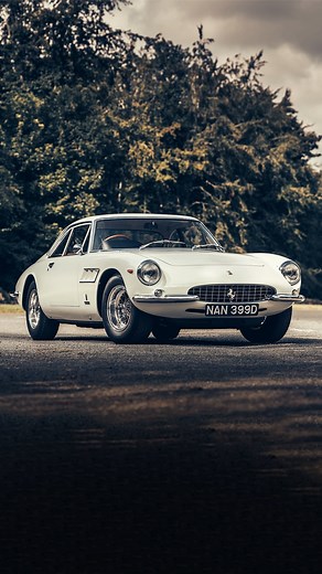 Comment with your three-word reviews of this delicious Ferrari 500 Superfast. 📸 Olgun Kordal #classicandsportscar #ferrari #superfast #caroftheday #classiccars | Classic & Sports Car