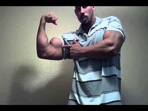 Bodybuilder Flexing to DMX Muscle God Samson Biggz