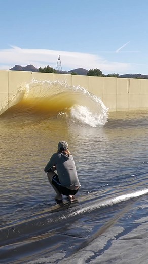 The Hatchet wave at the backyard Wavepool is wild! 🪓😮 #thewavesource #arizona #wavepool #backyard #surf #diy #connector Blair Conklin | Beefs TV