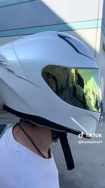 Get your custom helmet 😎🆒 #motorcyclehelmet #motorcycle #motorcycles #helmet #hax