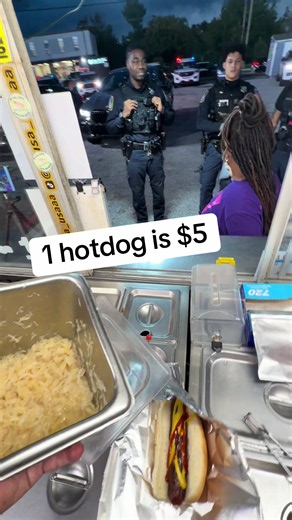 ##baltimore #streetfood #marylandtiktok #food #hotdogs | hot dogs