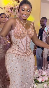 468K views · 10K reactions | Lush over this gorgeousness as the beautiful birthday girl took center stage on her “D” day……… y’all ain’t seen nothing, watch out for her after party dress!!!!! 40th toh bad!!!’ | Becca Needles and Stitches | Facebook