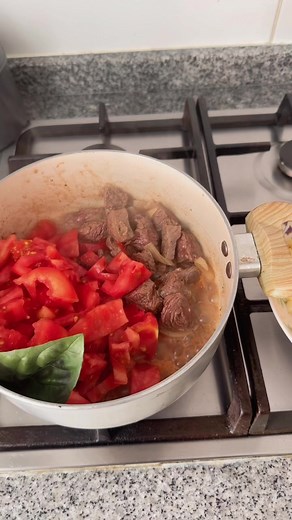 Encontré el sabor de tomatican que hacía mi abuelita 😬🥹 lleva albahaca choclo húmero y tomates blanditos 😊 no ocupe salsa de tomate 👌 amo mucho cocinar amis bebes 💖⭐️ | Pamela Andreaa Silva Fernandez