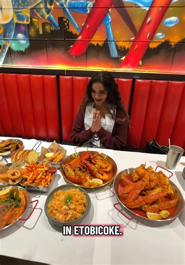 Robot Seafood House! 🦞 🦀 Located at 1500 Royal York Rd I tried the robot combo but they have great deals for 2 starting at $100 cad #fyp #bbmcollabs #toronto #seafoodboil #robotboilhouse @boostifytoronto @robotboilhouse