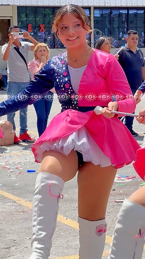 75K views · 1.4K reactions | Beauty in motion - #girls #dancing #beauty #Amazing #dancers -Dancer of Zaragoza Music Band (Soy EJ) | EJX | Facebook