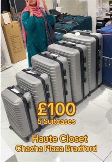 Find Stylish Suitcases for Your Boxing Day Sale