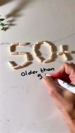 Your gut microbiome changes as you age 🌿 That’s why Udo’s Choice offers age-specific microbiotics