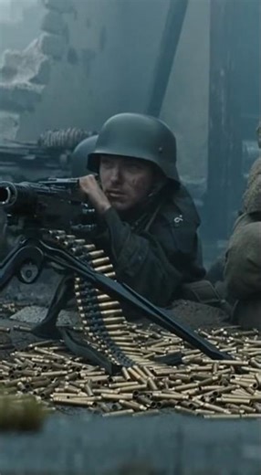 The Machine Gunner Who Fell for a Helmet Trick – MG42 Silenced