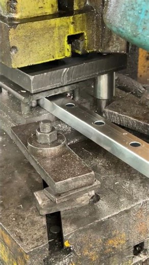 From Raw Material to Finished Galvanized Steel Fence