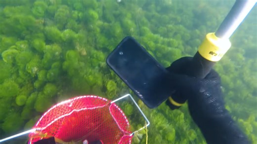 Watch how we found Prada, Gucci, and an 18K gold bracelet in one day