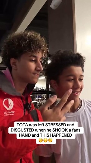 205K views · 1.4K reactions | Tota goes snowboarding on stream #tota | Tota MC | Facebook