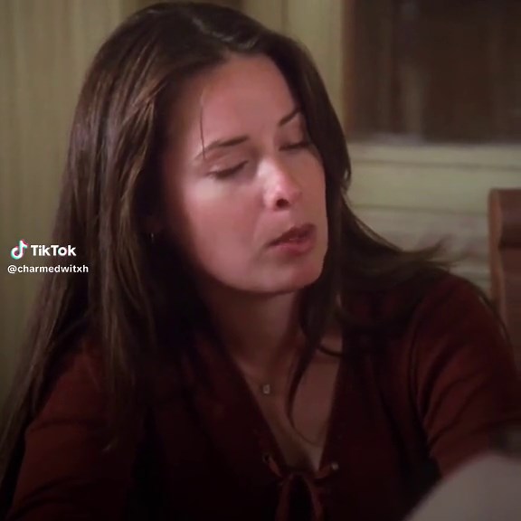 Heartwarming Moments with Piper Halliwell from Original Charmed