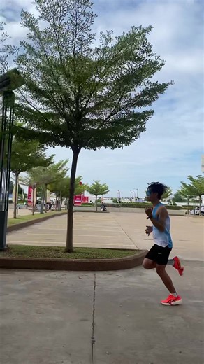 Exploring Running in Cambodia with Rutt Club