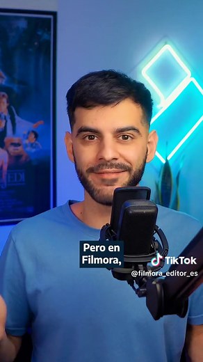 Nuevo🎉 Edición Multicámara Filmora😎 #editordevideos #ediciondevideo #editordevideo #tipsdeedicion #Filmora #Filmora13 #creadoresdecontenido Si grabas con 2 cámaras a la vez, sincronizar el audio puede ser un dolor de cabeza. Pero, en Filmora, seleccionando ambos y, boton derecho, Sincronización Automática, se sincronizan solos. No puede ser más fácil. Comentá “Trucos” para más videos con trucos de edición.