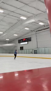 As requested, more #Opera #Singing on ice! I’ve been learning how to ice skate for just a little over a year now! Opera? Since I was about 15! #minnesota #midwest #iceskating (sorry my cameraman fell asleep on the job apparently, I had just a few minutes with no one on the ice before the Zamboni was scheduled) | That Midwestern Mom