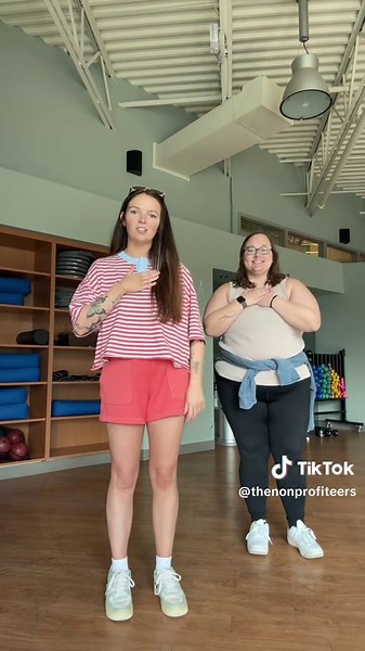 Camp song time! This is part 64 of our camp song series! This is “oh, Chester” and it’s a catch along song. For each word in the song that sounds like a body part, you point to that part of your body! #fyp #campsongs #summercamp #campleaders #campcounselor