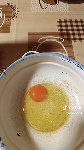 bableves ahogy én készítem hozzá való tarka bab füstölt hús kolbász zöldség répa zeller bors kömény pici só rántás pirospaprika csipedet 🙂🙂🙂🙂