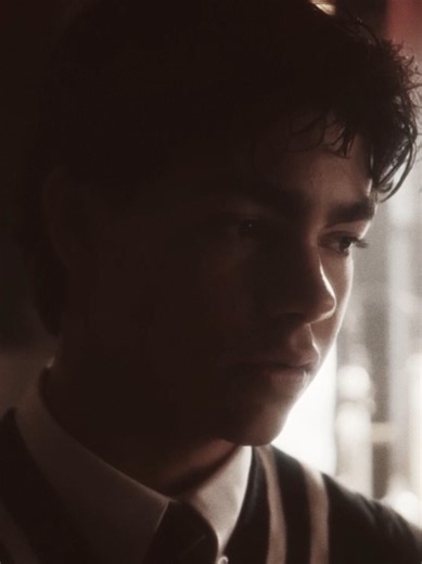 Coven Academy: Jake no puede ver a Gretel llorar (Dark Hearts)